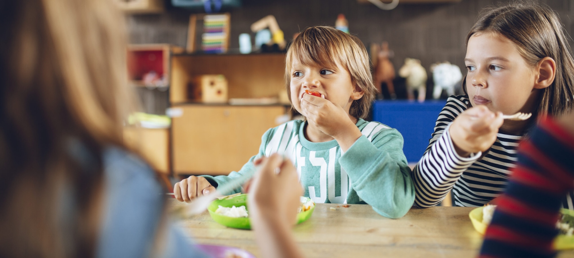 Children at dinner